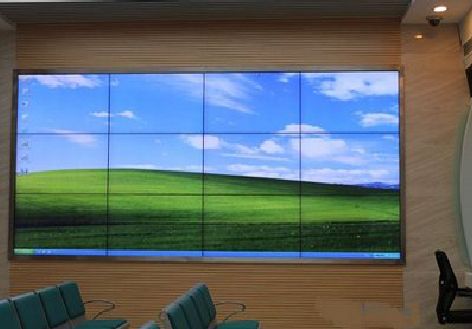 古丈液晶拼接屏的另类用法。